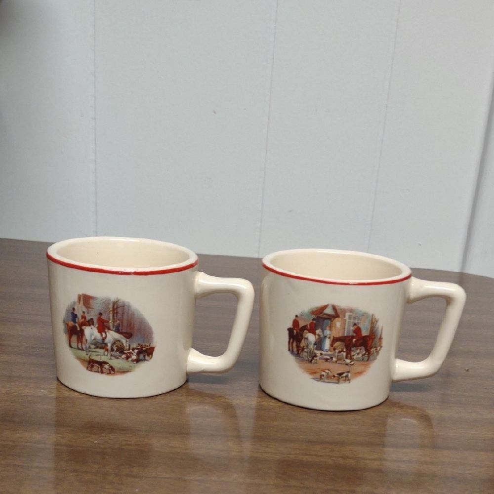 Vintage Tom And Jerry Ceramic Mug Set with Red Accents